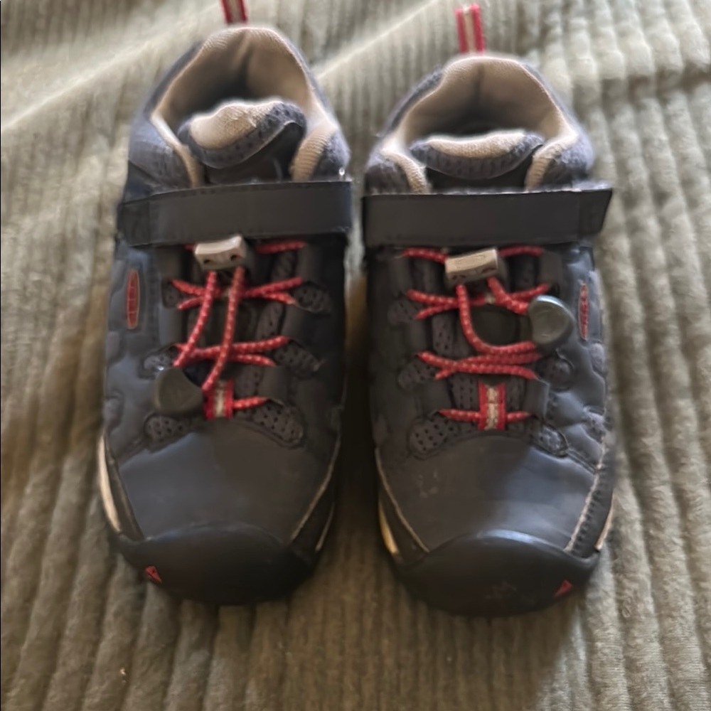 Keen Kids Black/Navy/pink Sneakers